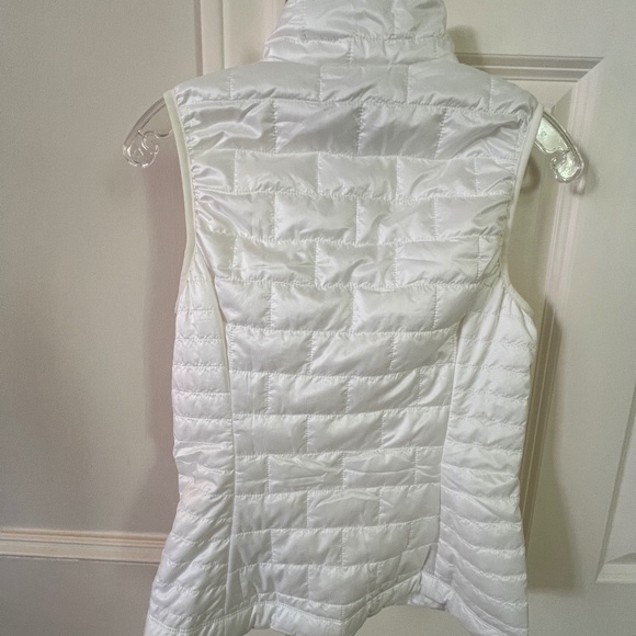 Patagonia Nano Puff Vest, Birch White, XS - NWT - Picture 2 of 9